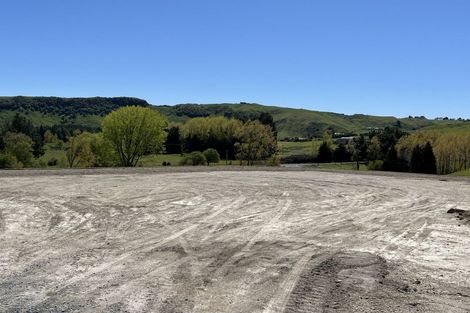 Photo of property in 16 Olsen Place, Kinloch, 3385