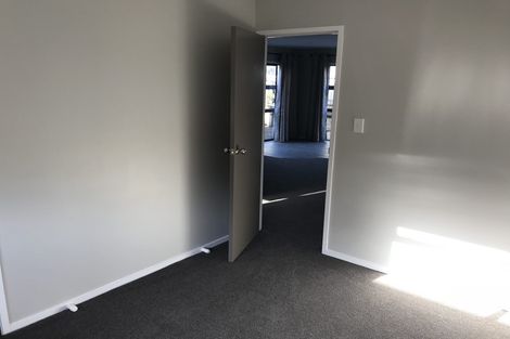 Photo of property in 105 Sandspit Road, Shelly Park, Auckland, 2014