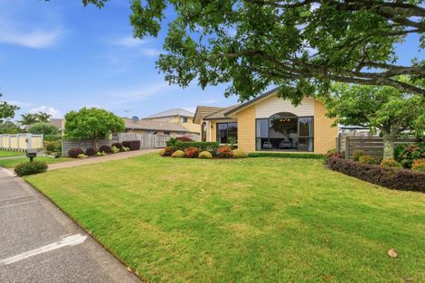 Photo of property in 23 Montego Drive, Papamoa Beach, Papamoa, 3118