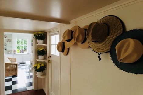 Photo of property in 84 Parkes Avenue, Saint Johns Hill, Whanganui, 4501