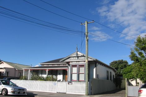 Photo of property in 10 Riddlers Crescent, Petone, Lower Hutt, 5012