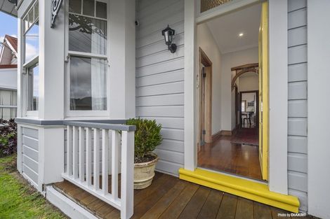 Photo of property in 5 Te Whiti Street, Kilbirnie, Wellington, 6022