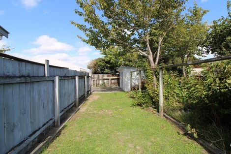 Photo of property in 22 Hardie Grove, Featherston, 5710