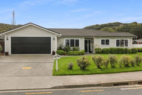 Photo of property in 101 Riverstone Drive, Riverstone Terraces, Upper Hutt, 5018