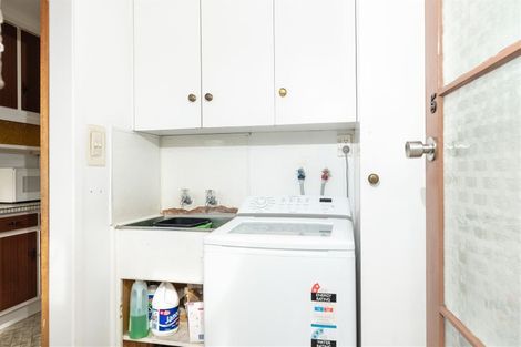 Photo of property in 5/1 Ribblesdale Road, Henderson, Auckland, 0612