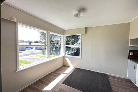 Photo of property in 44 Royston Street, Rosehill, Papakura, 2113