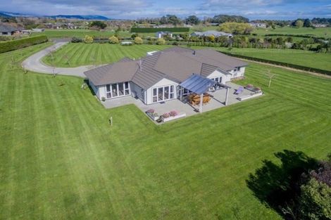 Photo of property in 10 Tarrant Way, Ohau, Levin, 5570