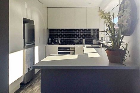 Photo of property in 2/190 Rutland Street, St Albans, Christchurch, 8052