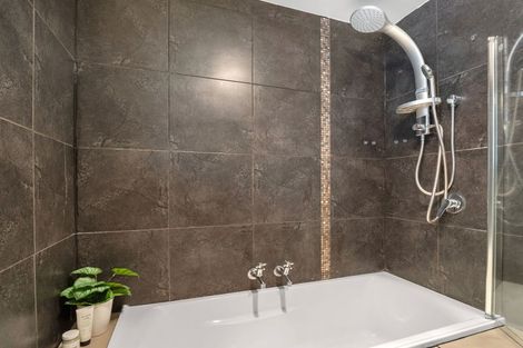 Photo of property in 537 Ferguson Street, Palmerston North, 4410