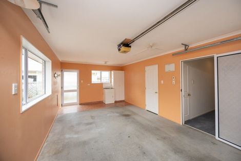 Photo of property in 2 Perreau Court, Feilding, 4702