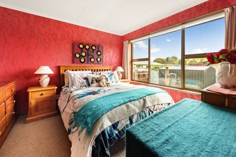 Photo of property in 10 Kerwood Place, Gore, 9710