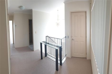 Photo of property in 24 Armstrong Farm Drive, East Tamaki Heights, Auckland, 2016