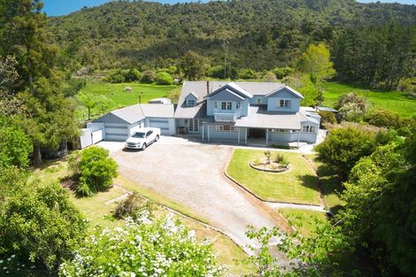 Photo of property in 19 Baty Place, Coal Creek, Greymouth, 7802