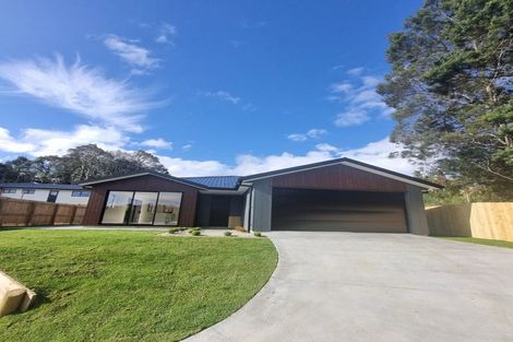 Photo of property in 7 Monterey Rise, Te Kamo, 0112