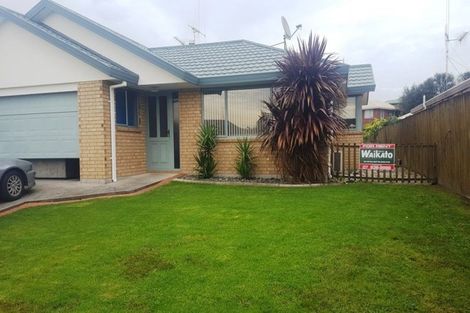 Photo of property in 8a Lloyd Drive, Nawton, Hamilton, 3200