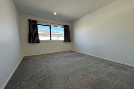 Photo of property in 12a Sea Spray Drive, Bucklands Beach, Auckland, 2012