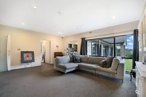 Photo of property in 58e Mcentee Road, Waitakere, Auckland, 0816