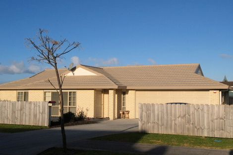 Photo of property in 2 Aspenwood Place, Favona, Auckland, 2024