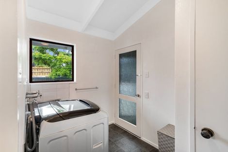 Photo of property in 17 Akepiro Place, Tawhero, Whanganui, 4501