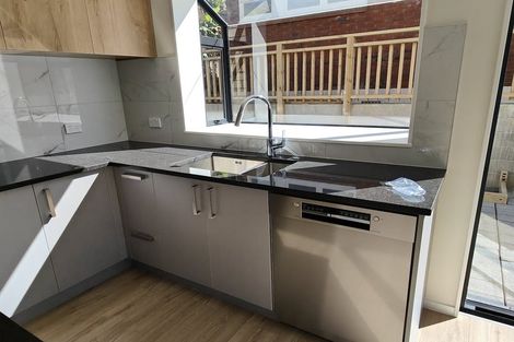 Photo of property in 46a Oakdale Road, Mount Roskill, Auckland, 1041