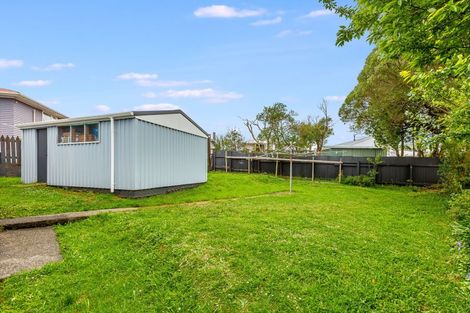 Photo of property in 100 Castor Crescent, Cannons Creek, Porirua, 5024