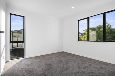 Photo of property in 24a Scarlock Avenue, Browns Bay, Auckland, 0630