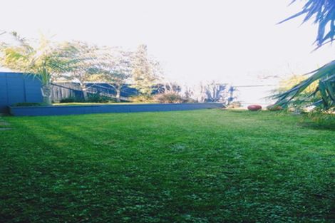 Photo of property in 1/19 Gulf Crest, Bucklands Beach, Auckland, 2012