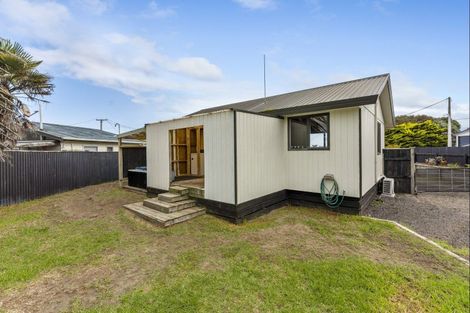 Photo of property in 27 Ruanui Street, Himatangi Beach, Foxton, 4891