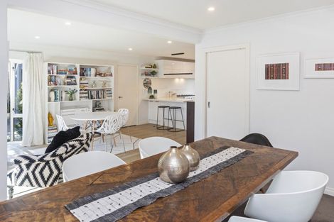 Photo of property in 30a Waiwetu Street, Fendalton, Christchurch, 8052