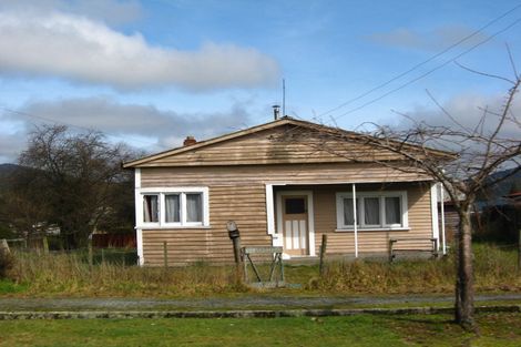 Photo of property in 112 Buller Road, Reefton, 7830