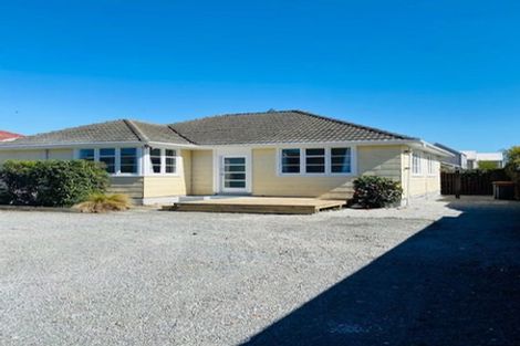 Photo of property in 40 Hansons Lane, Upper Riccarton, Christchurch, 8041