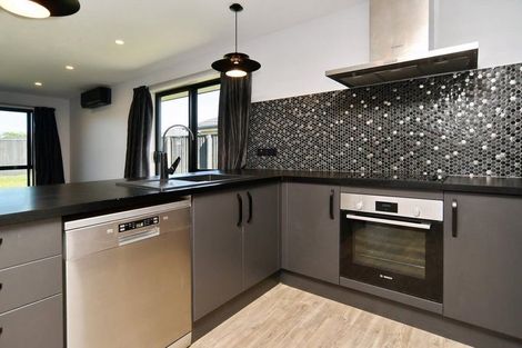 Photo of property in 36 Minerva Crescent, Woodend, 7610