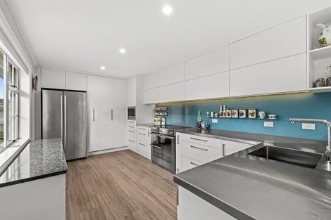 Photo of property in 283 Church Road, Greenmeadows, Napier, 4112