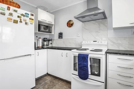 Photo of property in 21a Rosebank Grove, Waikanae, 5036