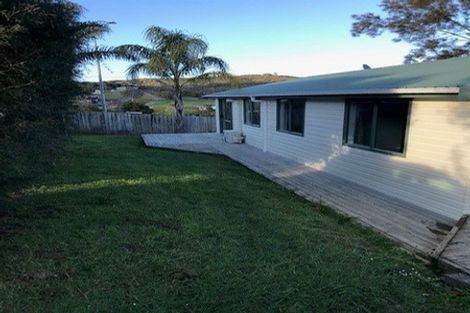 Photo of property in 2a Yorke Road, Haruru, 0204