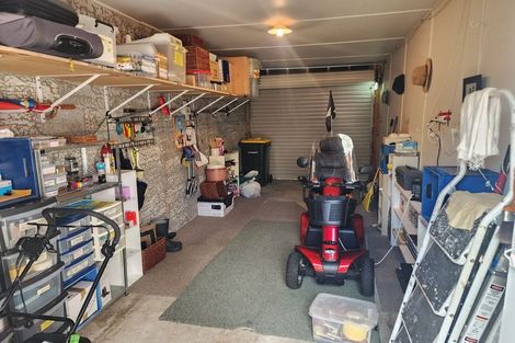 Photo of property in 75 Winchester Street, Levin, 5510