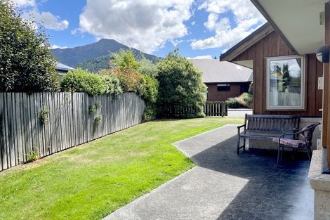 Photo of property in 23 Devon Street, Hanmer Springs, 7334