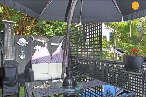 Photo of property in 1/663a Beach Road, Rothesay Bay, Auckland, 0630