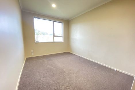 Photo of property in 10 Richard Halse Drive, Manurewa, Auckland, 2105