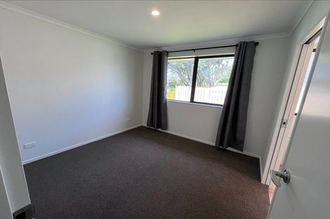 Photo of property in 43 Beeston Crescent, Manurewa, Auckland, 2102