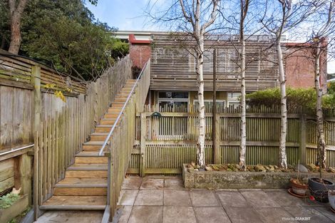 Photo of property in 1b Manley Terrace, Newtown, Wellington, 6021