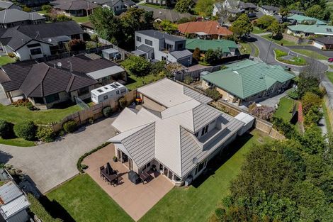 Photo of property in 17 Arrowfield Drive, Pyes Pa, Tauranga, 3112