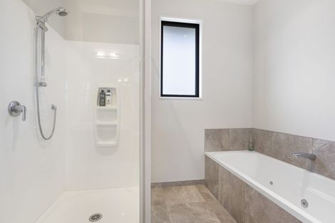 Photo of property in 11 Ethereal Crescent, Mount Pisa, Cromwell, 9383