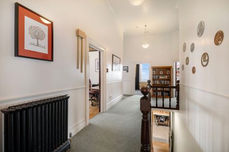 Photo of property in 19 Wharfe Street, South Hill, Oamaru, 9400