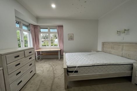 Photo of property in 120 Wheturangi Road, Greenlane, Auckland, 1051