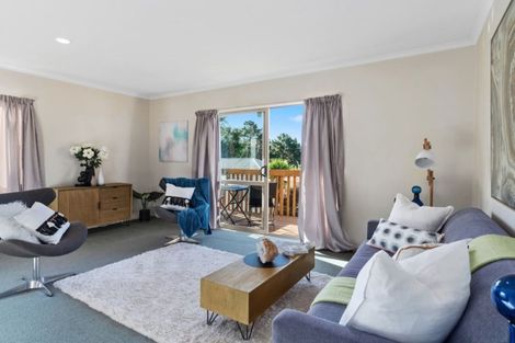 Photo of property in 1/16 Ocean View Road, Hatfields Beach, Orewa, 0931