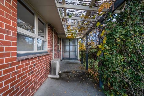 Photo of property in 2 North Street, Winchester, 7985