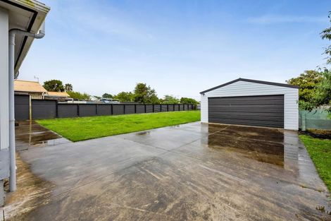 Photo of property in 17 Fitzroy Street, Normanby, Hawera, 4614