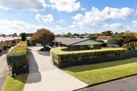 Photo of property in 82 Williams Street, Cambridge, 3434