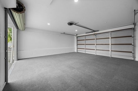 Photo of property in 68 Marina View Drive, West Harbour, Auckland, 0618